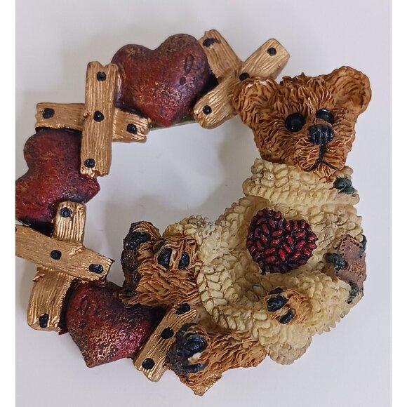 Boyds Bears Bearwear Vintage Pin Brooch Resin Valentines X's and Hearts 2" - Picture 5 of 5